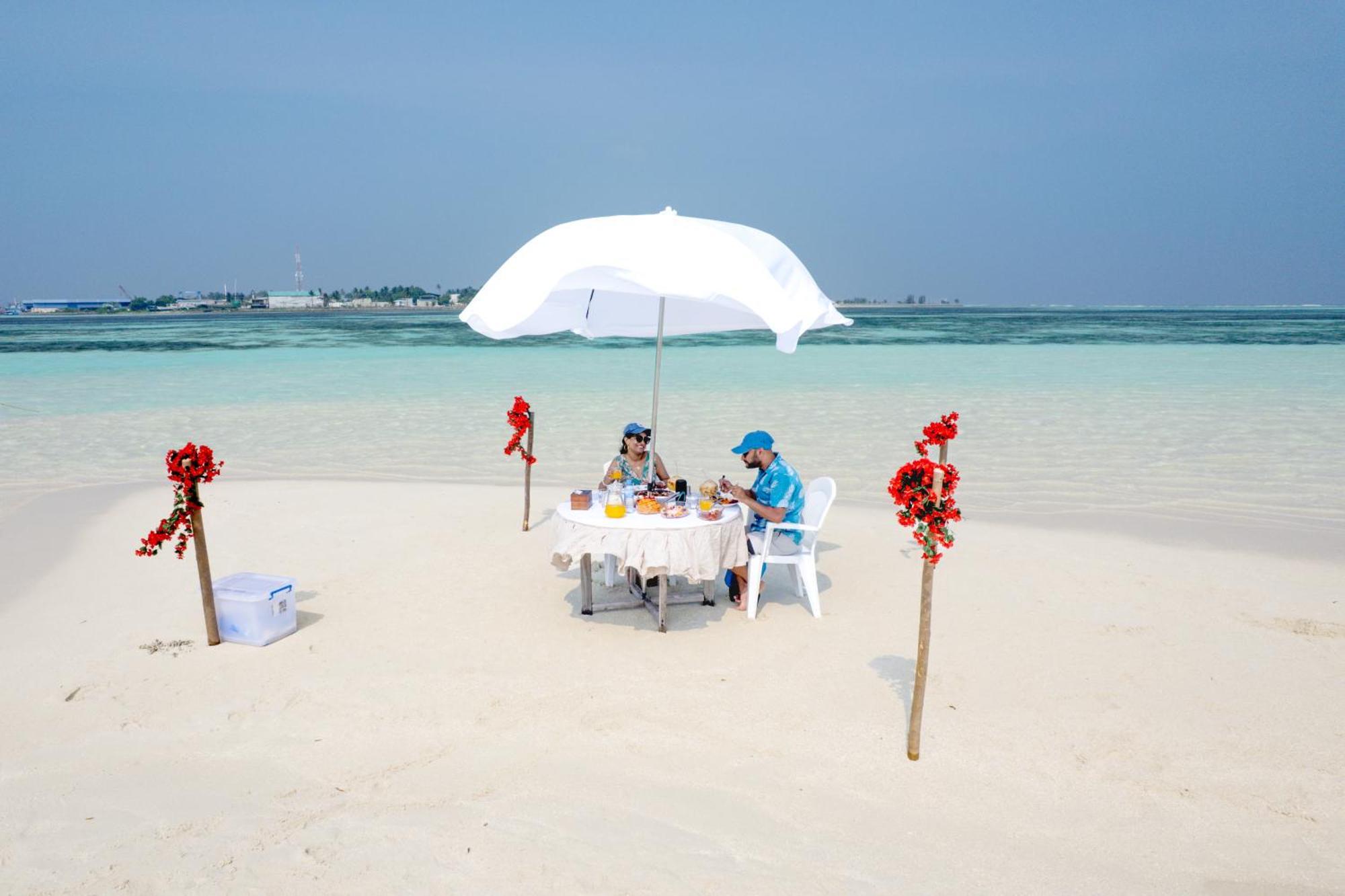 Aloha Inn Himmafushi Exterior photo
